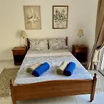 The Garden & Pool Townhouse Casa vacanze