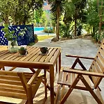 The Garden & Pool Townhouse Casa vacanze *