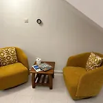 The Garden & Pool Townhouse