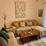 Casa vacanze The Garden & Pool Townhouse