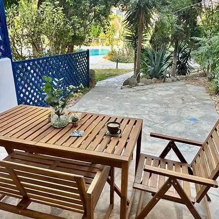 בית נופש The Garden & Pool Townhouse