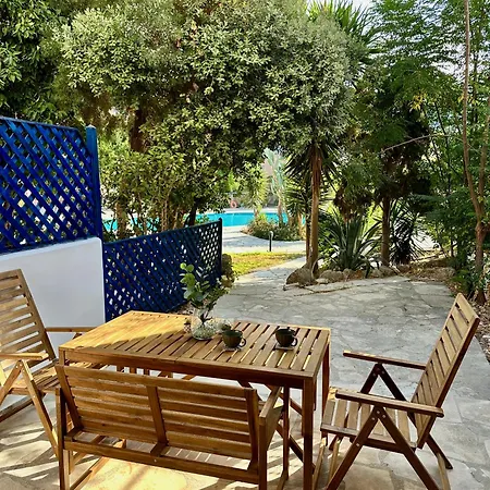 The Garden & Pool Townhouse