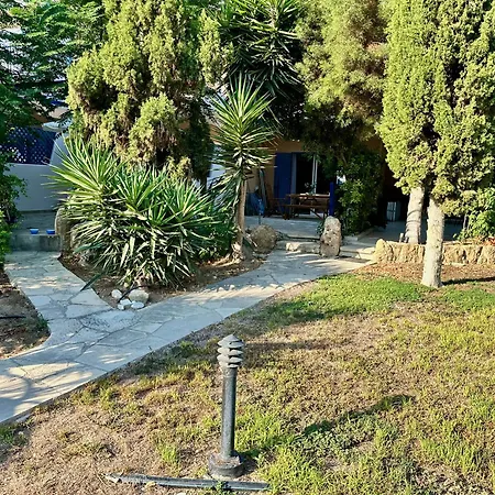 The Garden & Pool Townhouse * Paphos