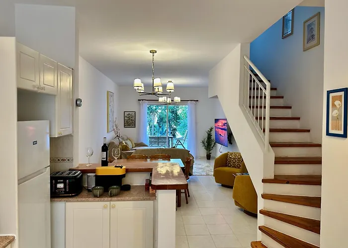 The Garden & Pool Townhouse Paphos