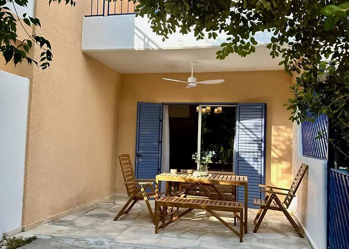 The Garden & Pool Townhouse Prázdninový dům *