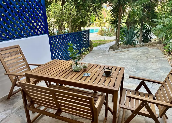 Feriehus The Garden & Pool Townhouse Paphos