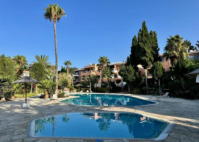 The Garden & Pool Townhouse Paphos