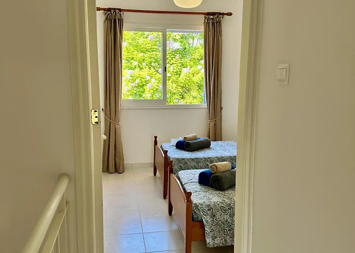 The Garden & Pool Townhouse Paphos