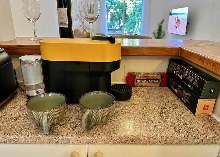 The Garden & Pool Townhouse Feriehus *