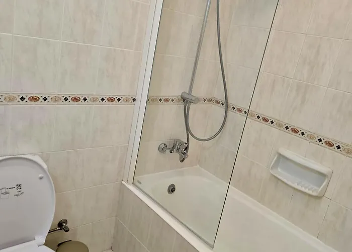 Prázdninový dům The Garden & Pool Townhouse