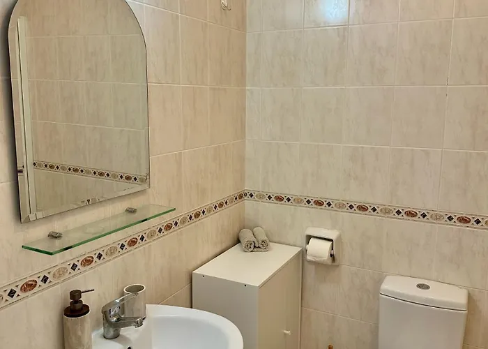 The Garden & Pool Townhouse * Paphos