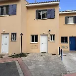 The Garden & Pool Townhouse Holiday home *