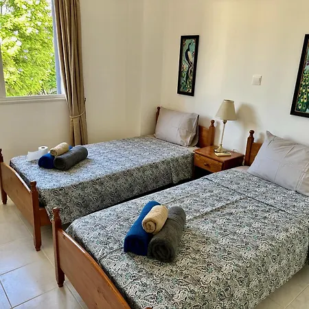 The Garden & Pool Townhouse Tatil Evi